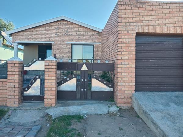 2 Bedroom House