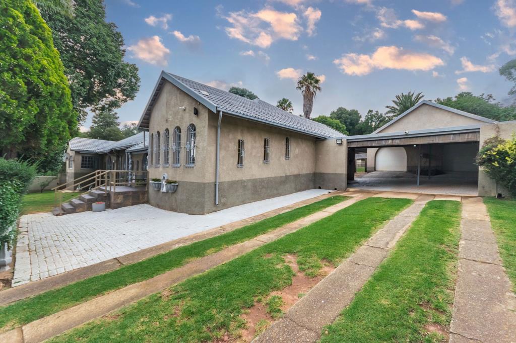 4 Bedroom House