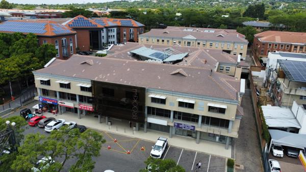 1 022 m² Commercial space