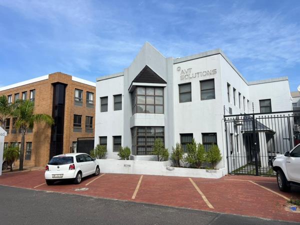 495  m² Commercial space