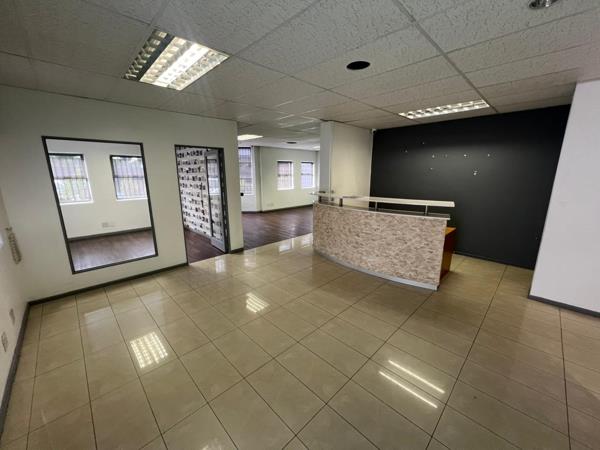 495 m² Commercial space