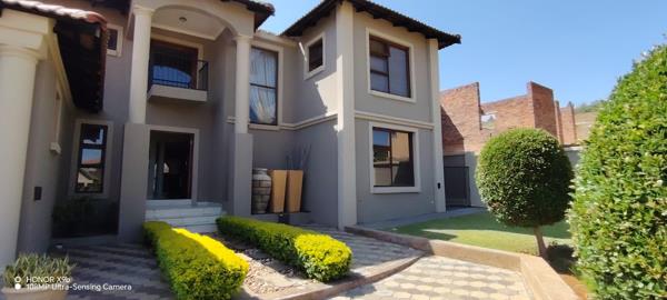 5 Bedroom House