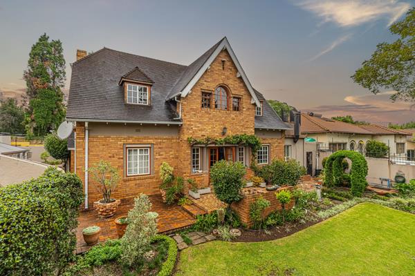 5 Bedroom House