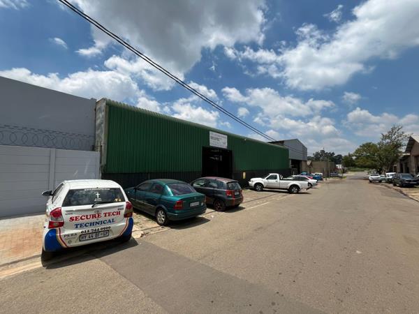 1 400 m² Industrial space