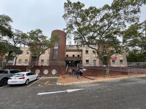 363 m² Commercial space