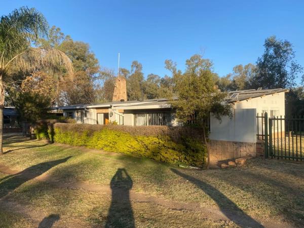 1.1 ha Smallholding