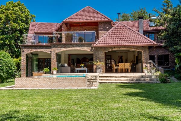 5 Bedroom House