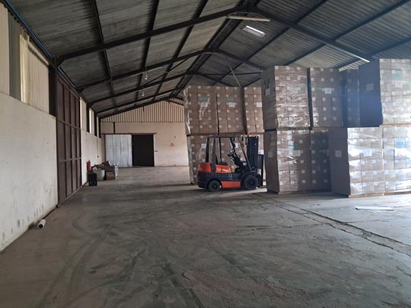 2 776  m² Commercial space