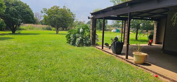 8 740 m² Smallholding