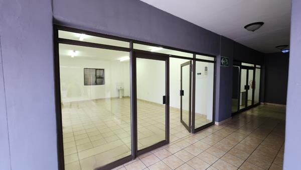 35  m² Commercial space
