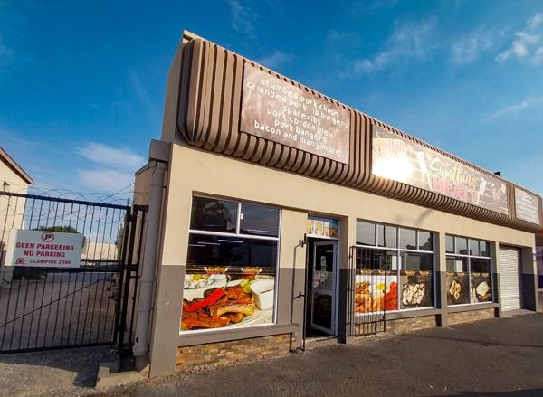 663 m² Retail Space