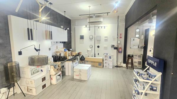 270 m² Retail Space