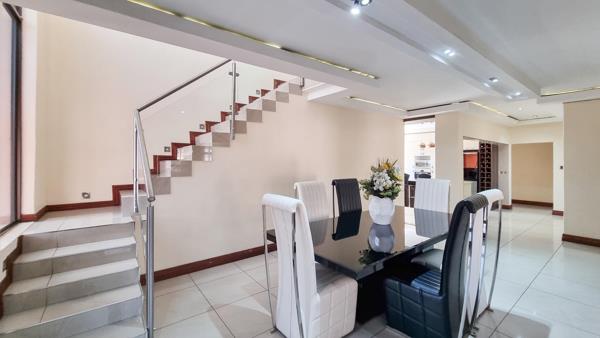5 Bedroom House