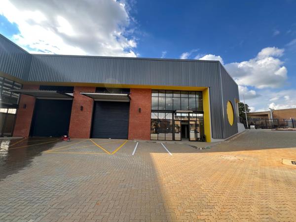 445 m² Industrial space