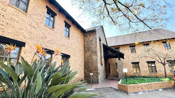 309 m² Office Space