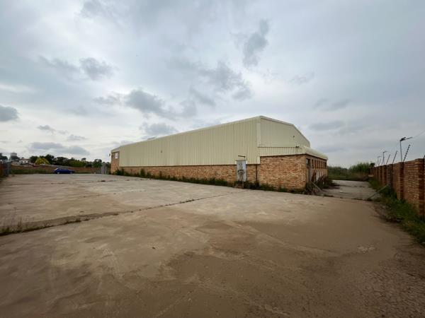 680 m² Industrial space