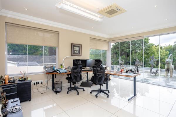 142 m² Commercial space