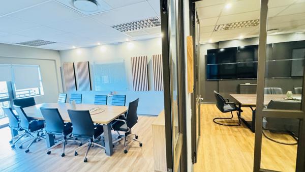 374 m² Office Space