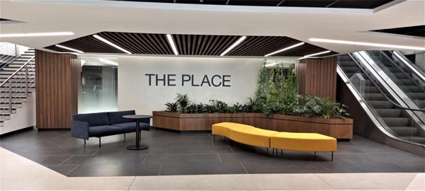 364.6 m² Commercial space