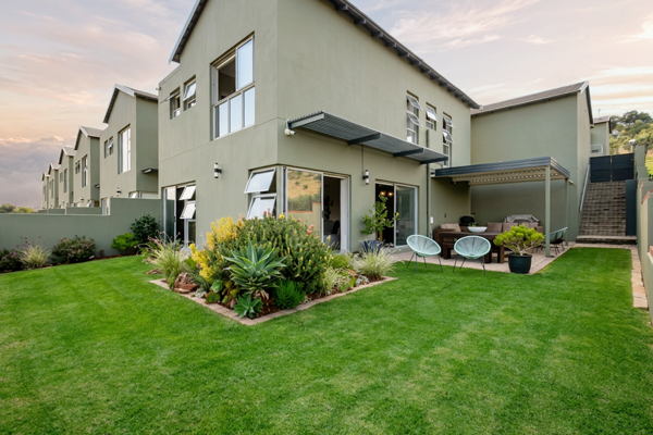 3 Bedroom Townhouse