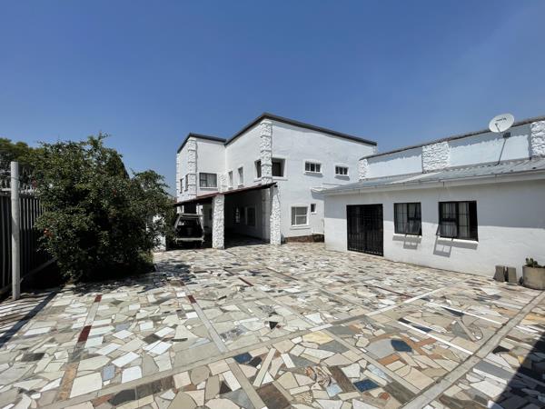 12 Bedroom House
