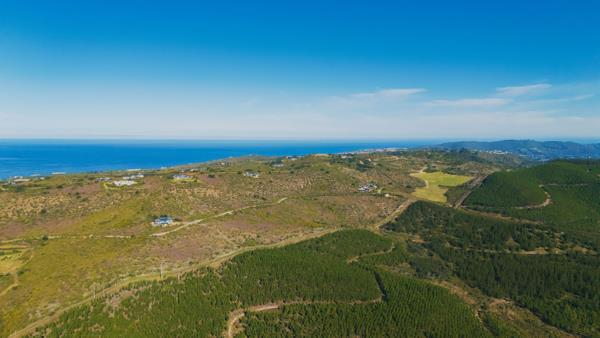 4 968 m² Land