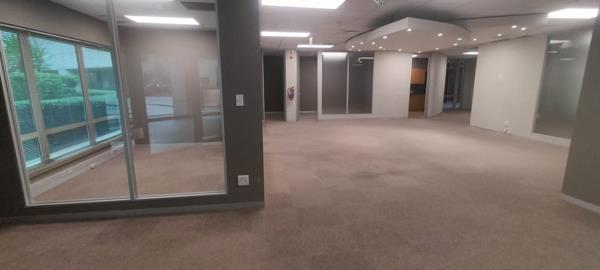 255 m² Commercial space