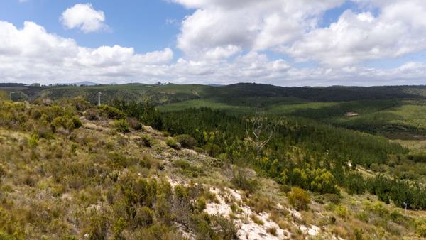 3 369 m² Land