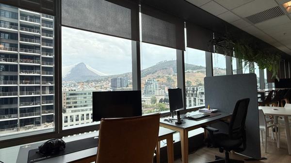 687  m² Office Space