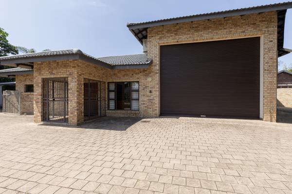 9 Bedroom House