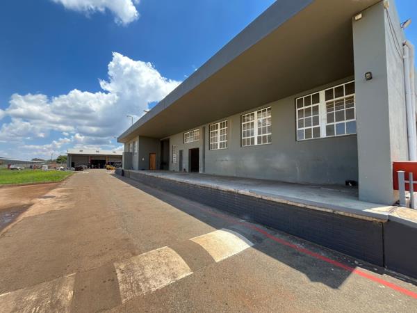 365  m² Industrial space