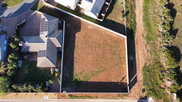 1 190 m² Land