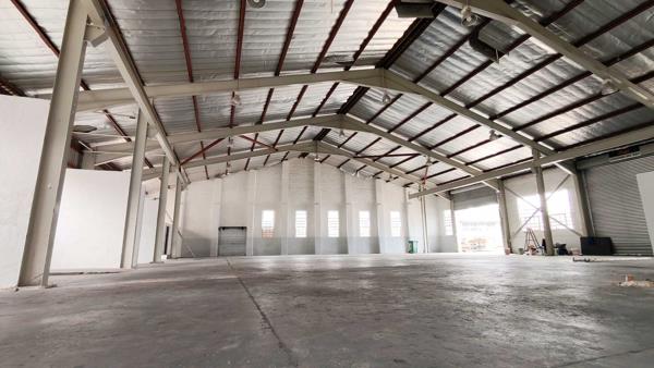 784 m² Industrial space