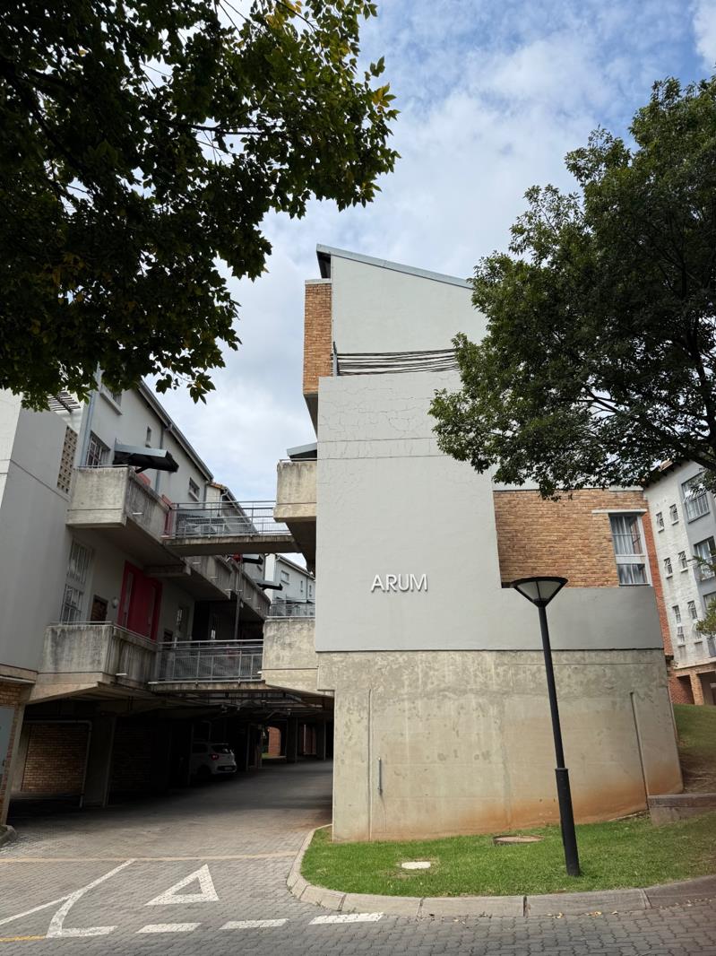 1 Bedroom Apartment in Houghton Estate