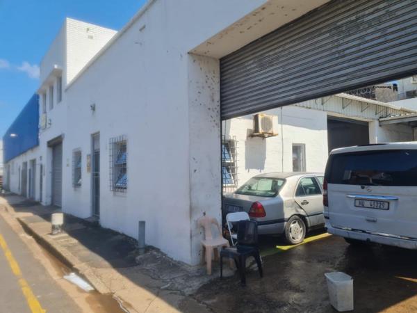 300 m² Industrial space