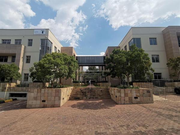 1 020 m² Office Space