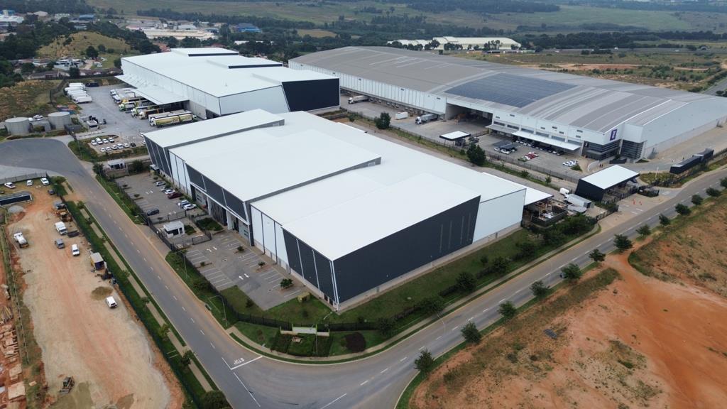 11 366 m² Industrial space