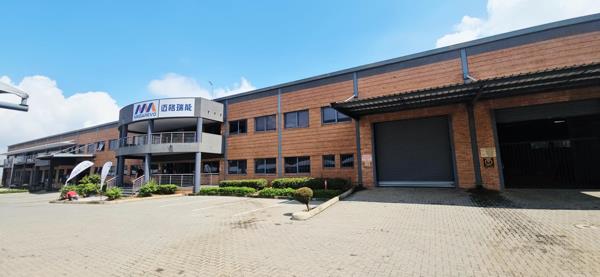 1 077 m² Industrial space