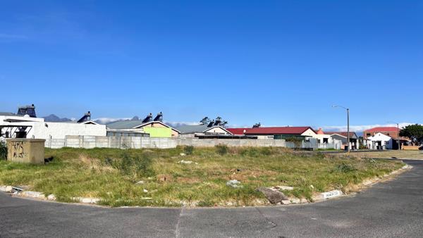 293 m² Land