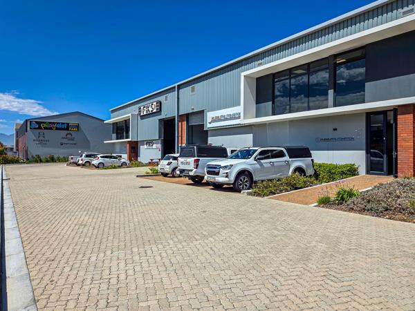 428 m² Industrial space