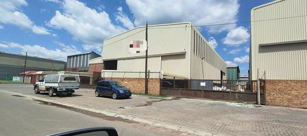 1 850  m² Industrial space