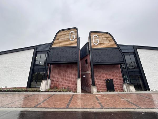 185 m² Commercial space