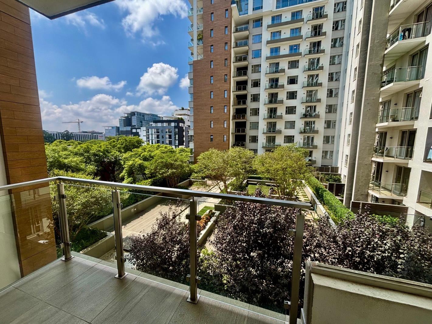 2 Bedroom Apartment in Rosebank