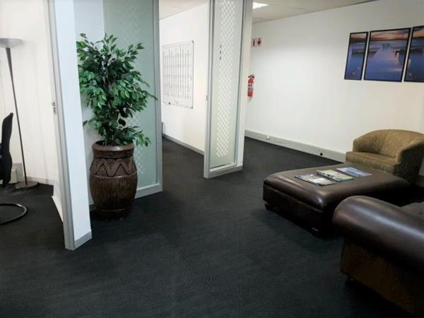 247 m² Commercial space