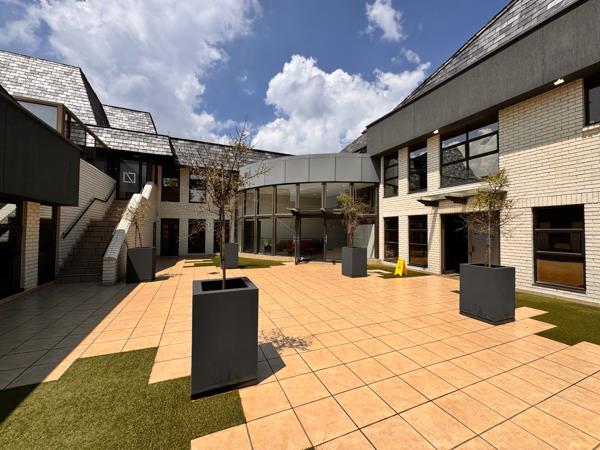 235 m² Commercial space