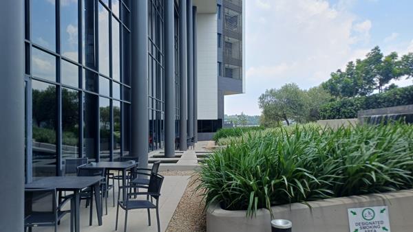 451 m² Commercial space