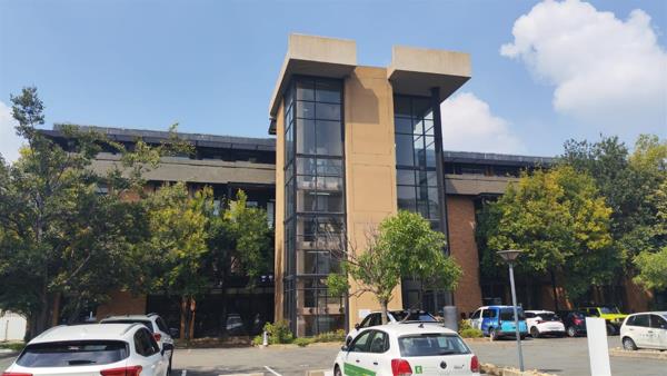 377 m² Office Space