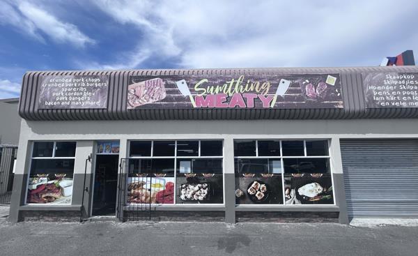 660  m² Commercial space