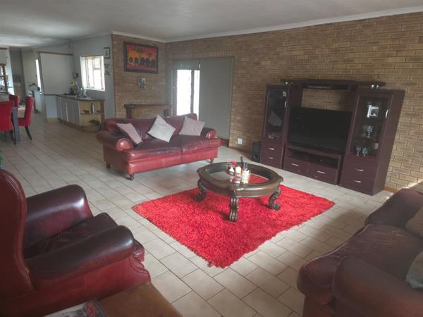 5 Bedroom House