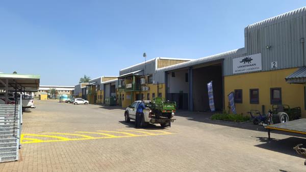 358 m² Industrial space